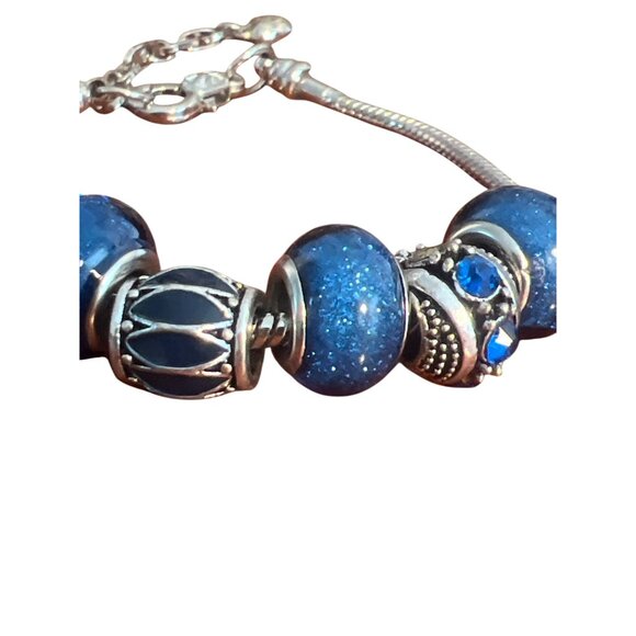 Khloelle Charm Bracelet Silver Tone Blue Glitter Add Bead Adj 7.5" + 2" Jewelry - Picture 2 of 5